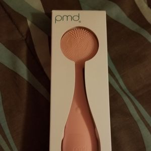 Pmd Clean Smart Facial Cleansing Device